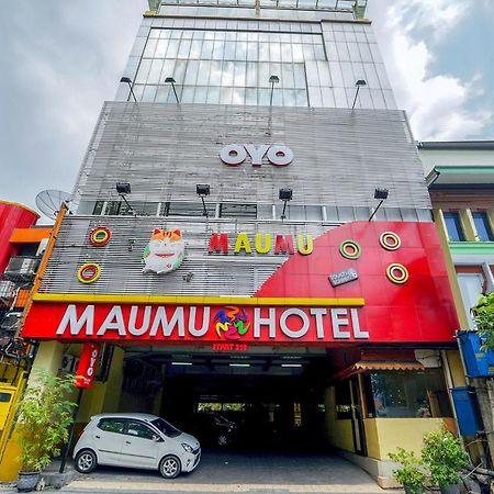 Maumu Hotel & Lounge Сурабая Екстериор снимка