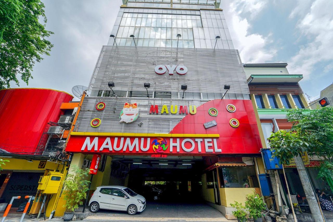 Maumu Hotel & Lounge Сурабая Екстериор снимка